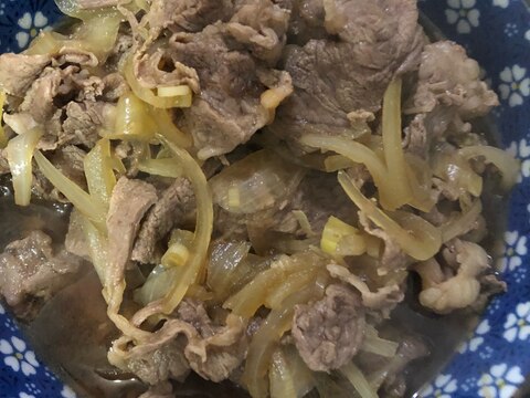 簡単創味のつゆで牛皿でご飯がすすむ^ - ^